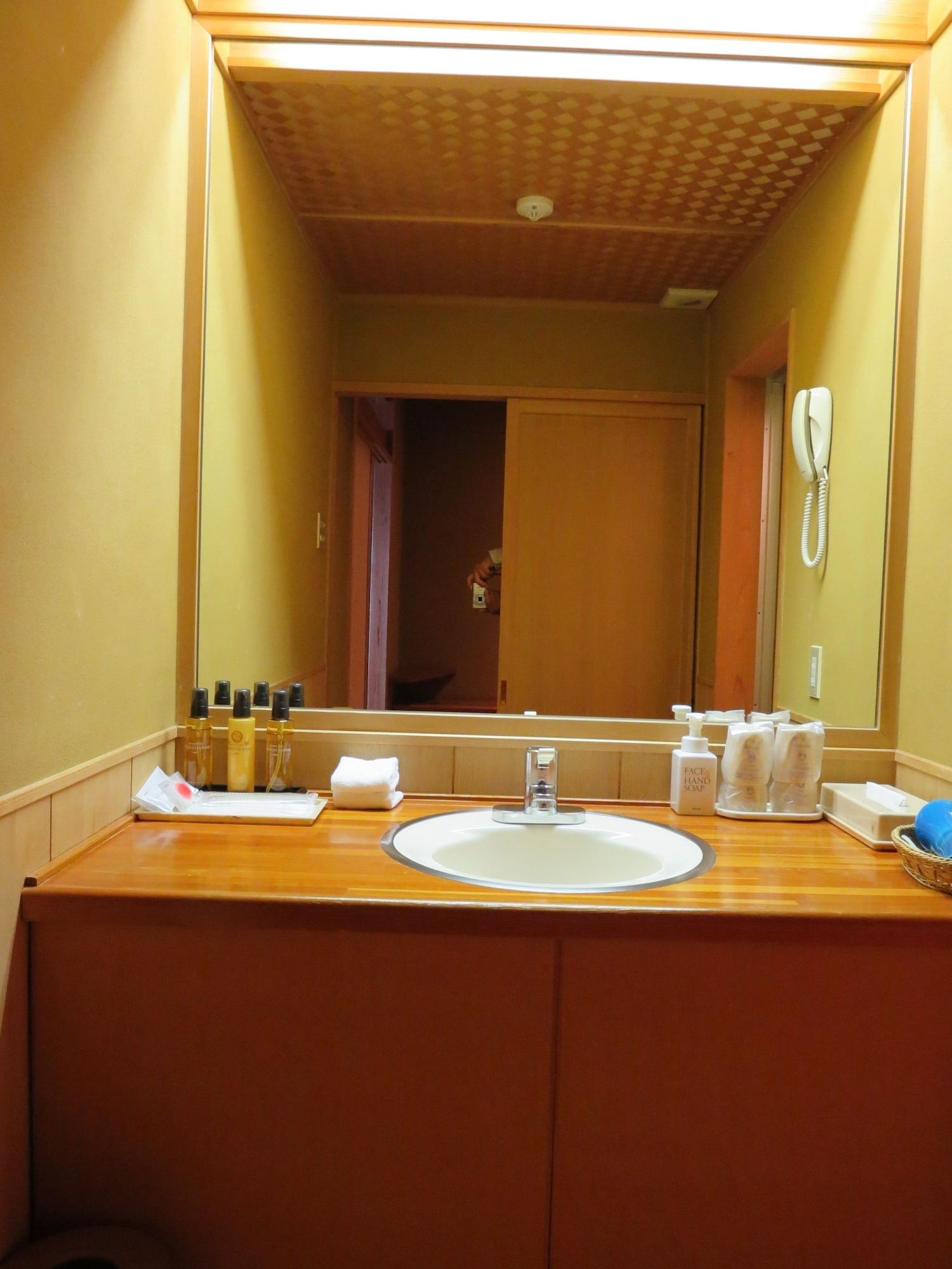 Senjukaku Hotel Jamanoucsi Kültér fotó
