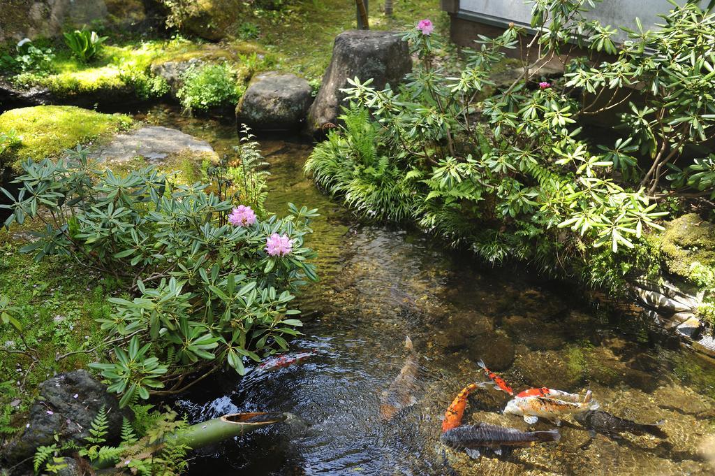 Senjukaku Hotel Jamanoucsi Kültér fotó